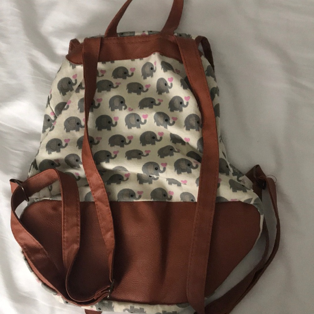 Elephant+Heart Backpack - Picture 2 of 2